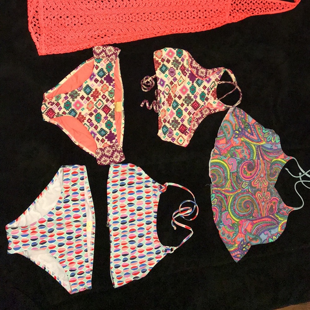Girls - swimsuits - Gianni Bini